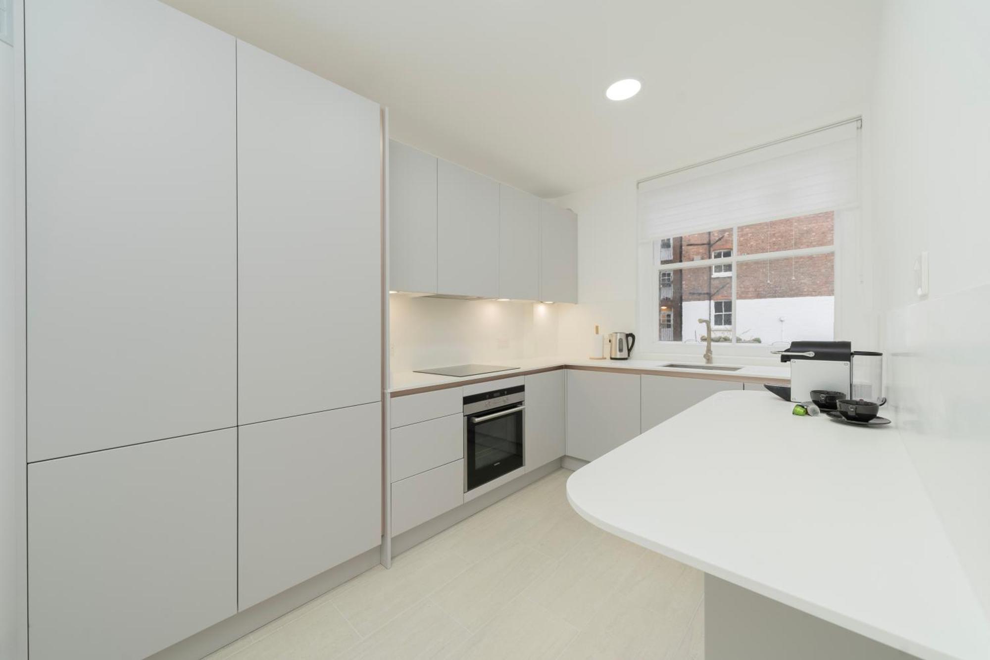 Apartament Bright & Stylish In Londra